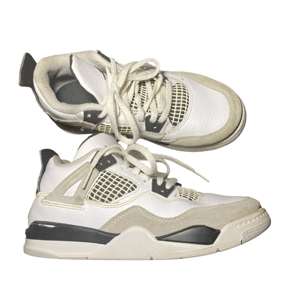 Air Jordan 4 retro military black Sneakers little kids size 2y